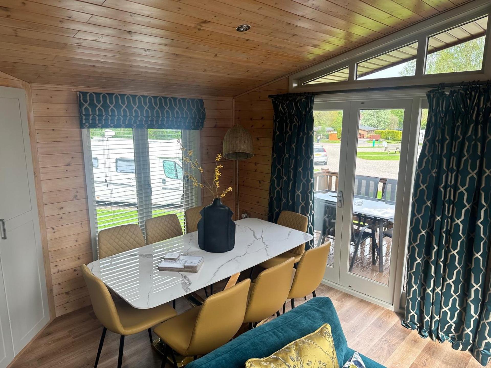 Lomond Woods Holiday Park Баллок Экстерьер фото